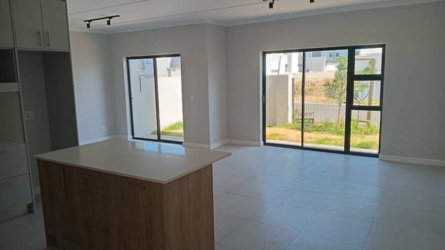 3 Bedroom Property for Sale in Sandown Western Cape